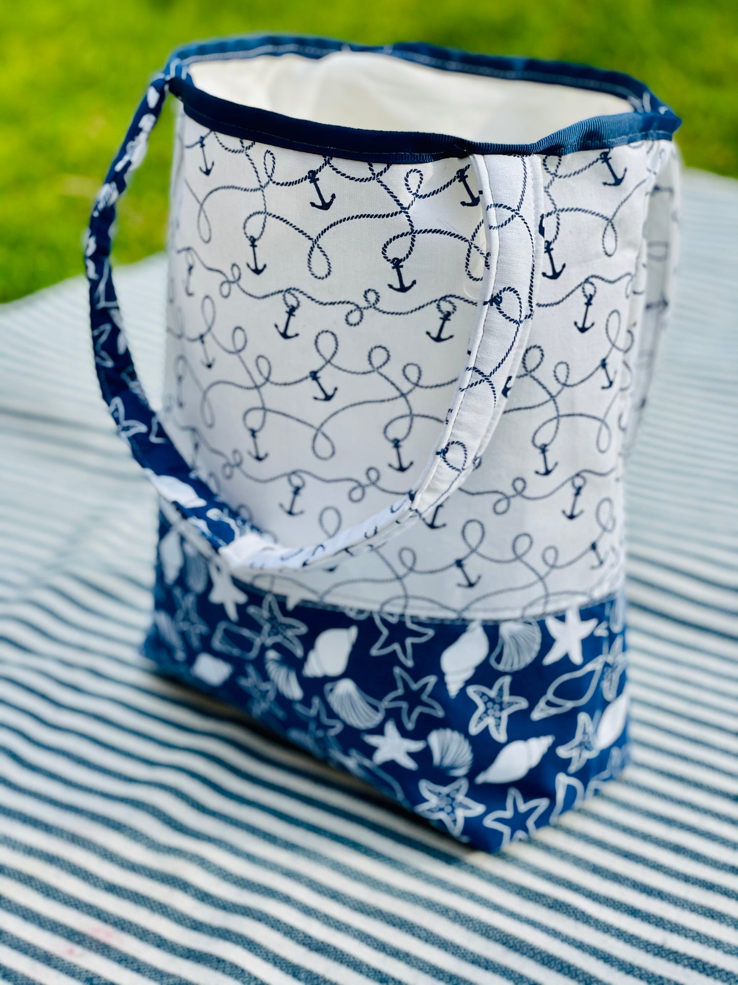 Strand- oder Buchtasche
