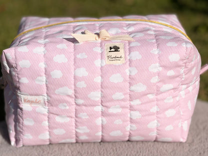 Handgenähte Zipperbag „Wolkenzauber“ ☁️🩷