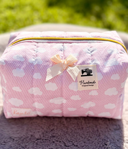 Handgenähte Zipperbag „Wolkenzauber“ ☁️🩷