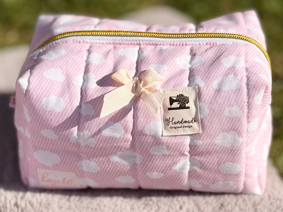 Handgenähte Zipperbag „Wolkenzauber“ ☁️🩷