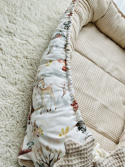 Spielmatte, Spielunterlage, Wickelauflage, Waffelpiquet, Waldtiere, Babydecke