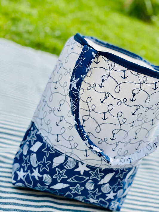 Strand- oder Buchtasche